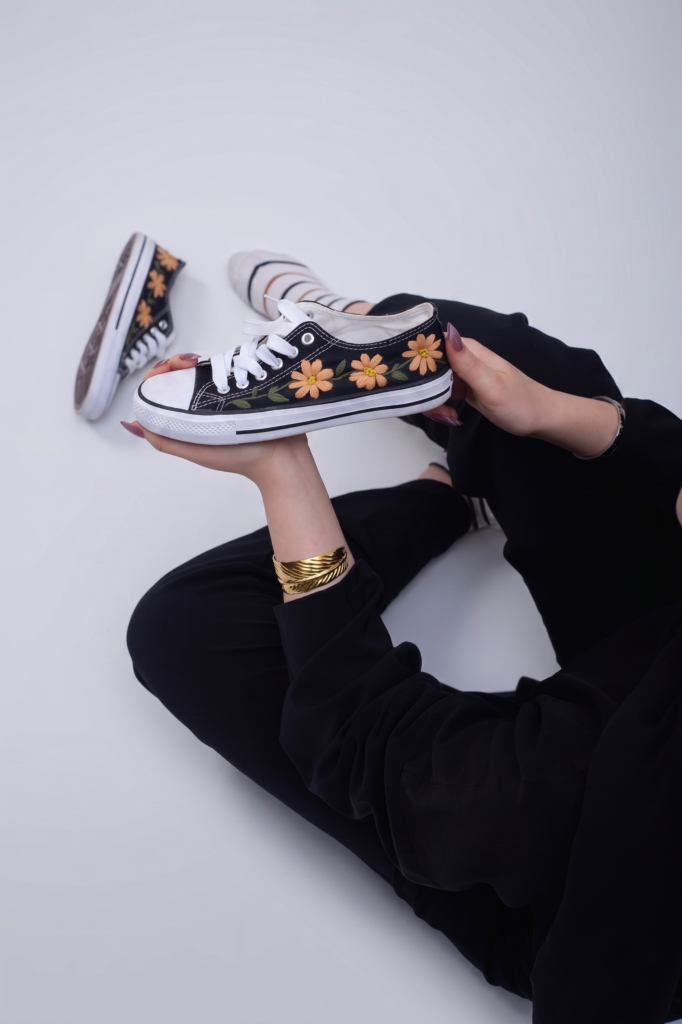 KU Obsidian Sunflower في لوك KULT