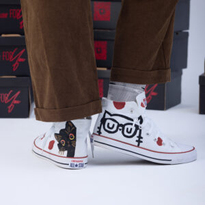 Mira Black Cat Steps